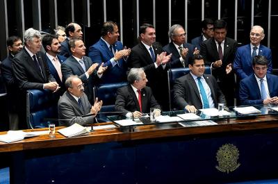 Aprovado o texto-base da reforma da Previdência; Senado vota destaques nesta quarta (23)