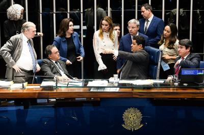 Senado aprova PEC Paralela da Previdência em 1º turno