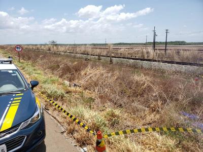 PRF encontra cadáver às margens da BR 135, em Bacabeira