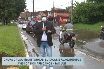 Alagamentos são motivo de reclamação na Av. dos Africanos