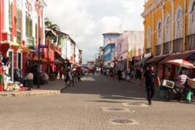 Comércio da Rua Grande em São Luís. 