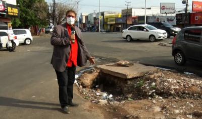 Esgoto causa transtornos na Av. Jerônimo de Albuquerque