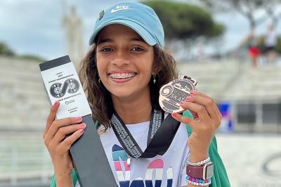 Rayssa Leal colocou o skate brasileiro no pódio do Mundial de Street, em Roma (ITA).