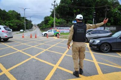 Trânsito na Av. Jerônimo de Albuquerque em São Luís é alterado