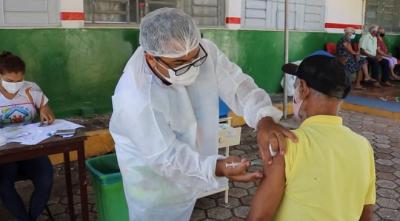 MA reduz intervalo para aplicação da dose de reforço contra Covid