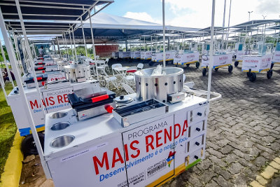 Beneficiários do programa Mais Renda recebem kits alimentação