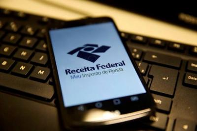 Receita paga restituições de lote residual do Imposto de Renda