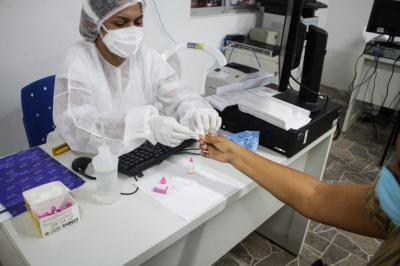 Centro de testagem da rede estadual segue funcionando no HCI
