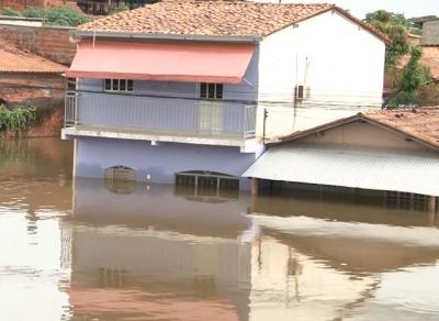 Em Imperatriz, desabrigados anseiam retorno para casa