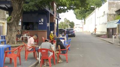 Ruas com pouco movimento no final de semanal de Carnaval