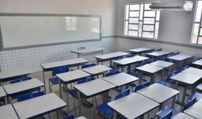Nova onda de covid traz de volta debate sobre retorno de aulas