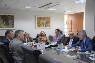 Reunião no MPMA discute providências após incêndio em shopping