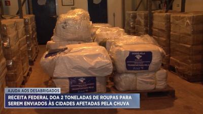 Receita Federal doa roupas para cidades afetadas pela chuva no MA