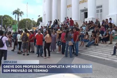 Greve dos professores estaduais completa um mês no MA