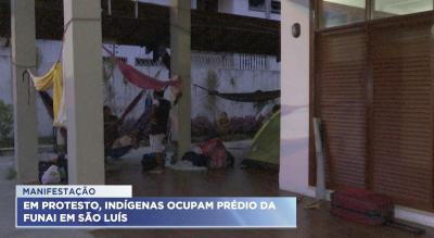 Em protesto, indígenas continuam ocupando a sede da FUNAI