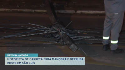 Poste é derrubado por carreta e interdita avenida em São Luís