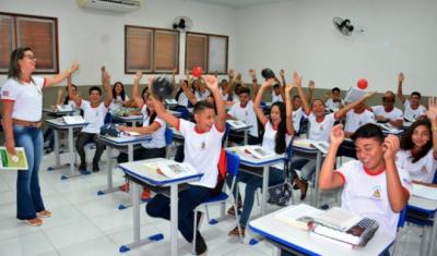 Após 30 dias de greve, rede rstadual de ensino retorna as aulas