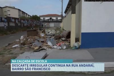 Morador denuncia descarte irregular de lixo no São Francisco, em São Luís