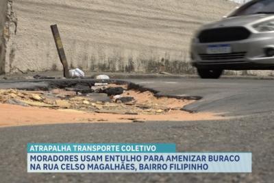 Moradores reclamam de cratera na Rua Celso Magalhães, no bairro Filipinho