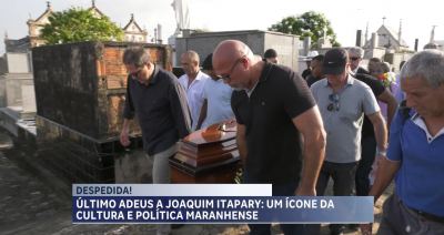 Amigos e familiares se despedem do escritor Joaquim Itapary