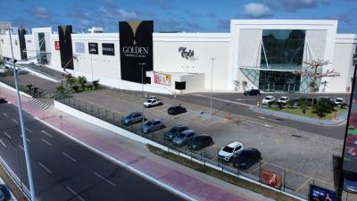 Golden Shopping recebe doações para famílias do Rio Grande do Sul