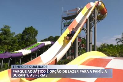 Parque aquático é uma das atração favorita nas férias escolares