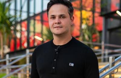 Cantor sertanejo Matheus tem prejuízo de R$ 700 mil após roubo de seu celular