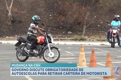 Mudança na CNH: Governo discute fim da obrigatoriedade de autoescolas